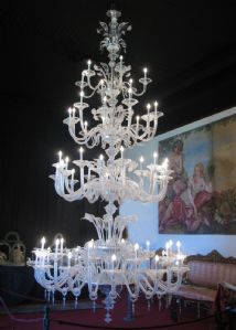 AUSSERGEWÖHNLICHER, MONUMENTALER MURANO-LÜSTER "FONTANA DI LUCE" - MIT 60 LICHTERN - CA. 6 METER HOCH